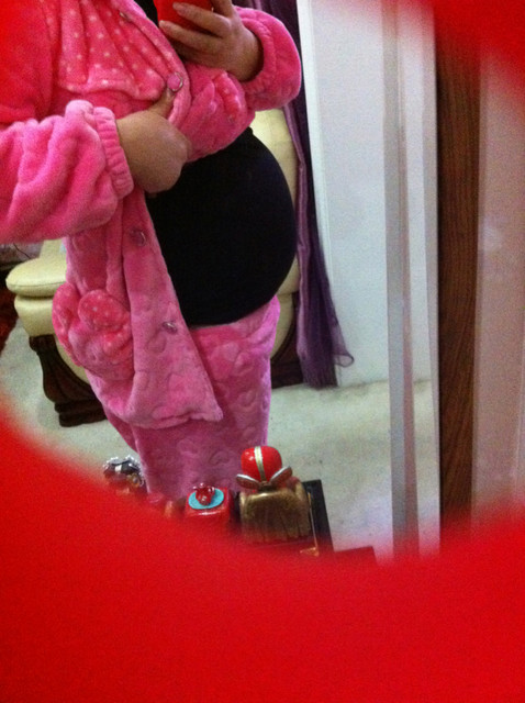 怀孕的肚子27周图片