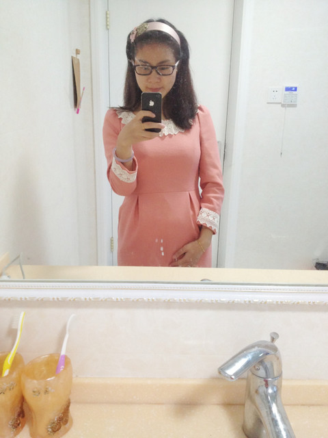 20周啦,孕期过半,上图晒晒,都说我肚子小