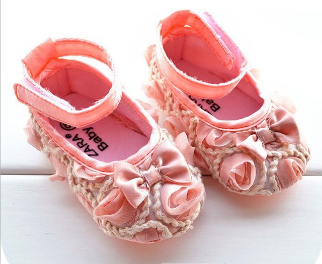 宝宝漂亮的小鞋子