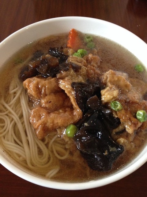 中午继续吃素 下海庙斋面