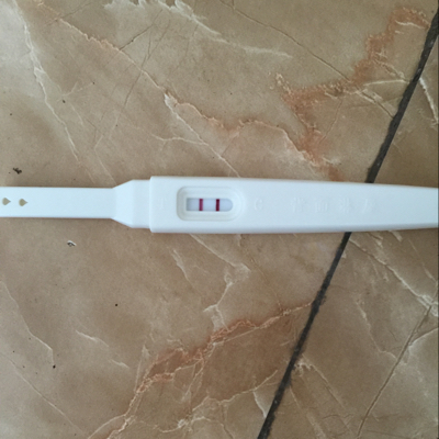 怀孕测试纸两条杠图片图片