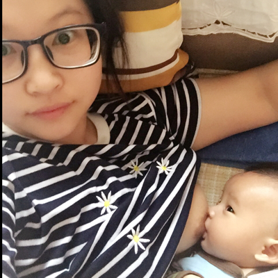 给宝宝餵奶的时间确实是非常值得纪念的,但是建议宝妈