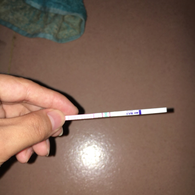 刚测的两条很红,是排卵吗?