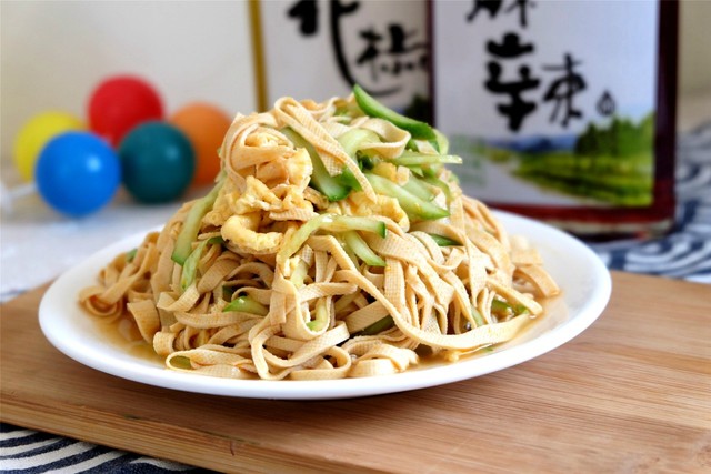 【多妈爱下厨】黄瓜鸡蛋拌豆腐丝